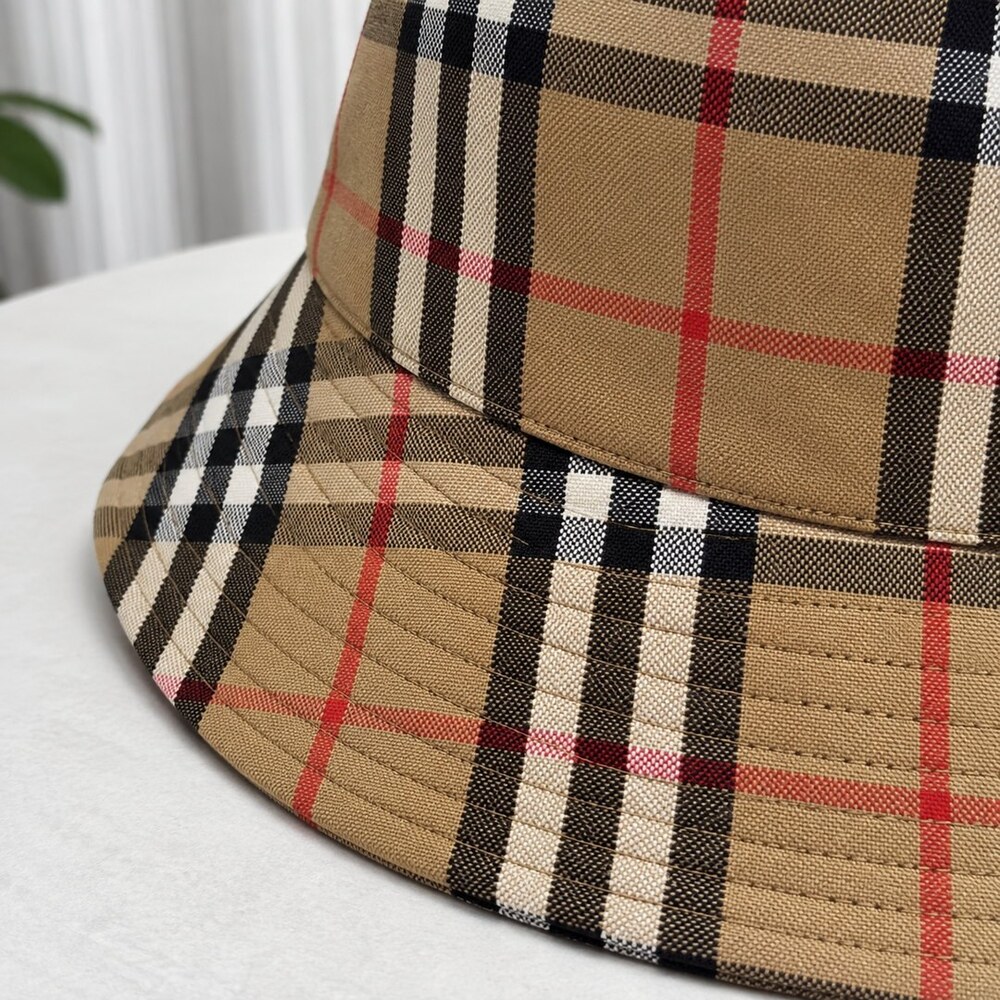 Burberry Vintage Check Badge Bucket Hat - Picture 6 of 6